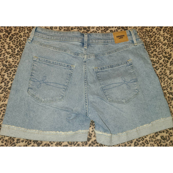 Denizen From Levi's Cuffed 5" Shorts Womens Size 6 W28 Denim Mid Rise (EE) - Picture 5 of 5